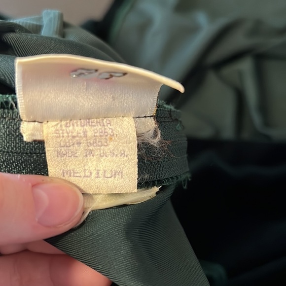 Dollar Vintage Dark Green Velvet Spaghetti Strap Dress SZ Medium - Picture 8 of 8